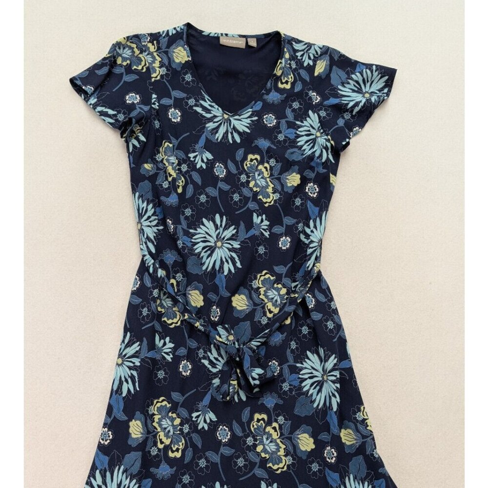 Croft & Barrow Women's Dress Size 8 Blue Floral Print Bias Cut Belted